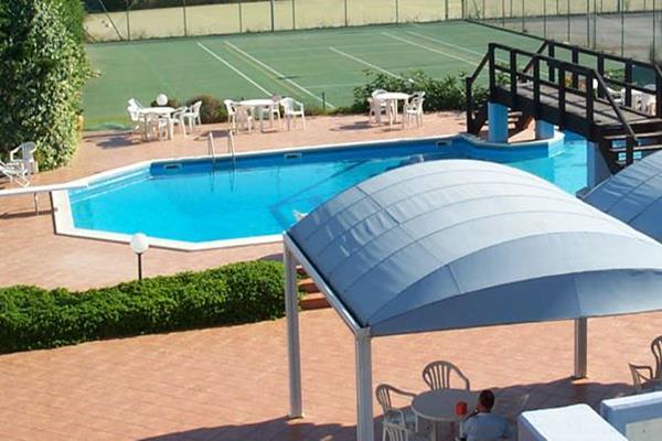 Itaca Hotel Барлетта Экстерьер фото